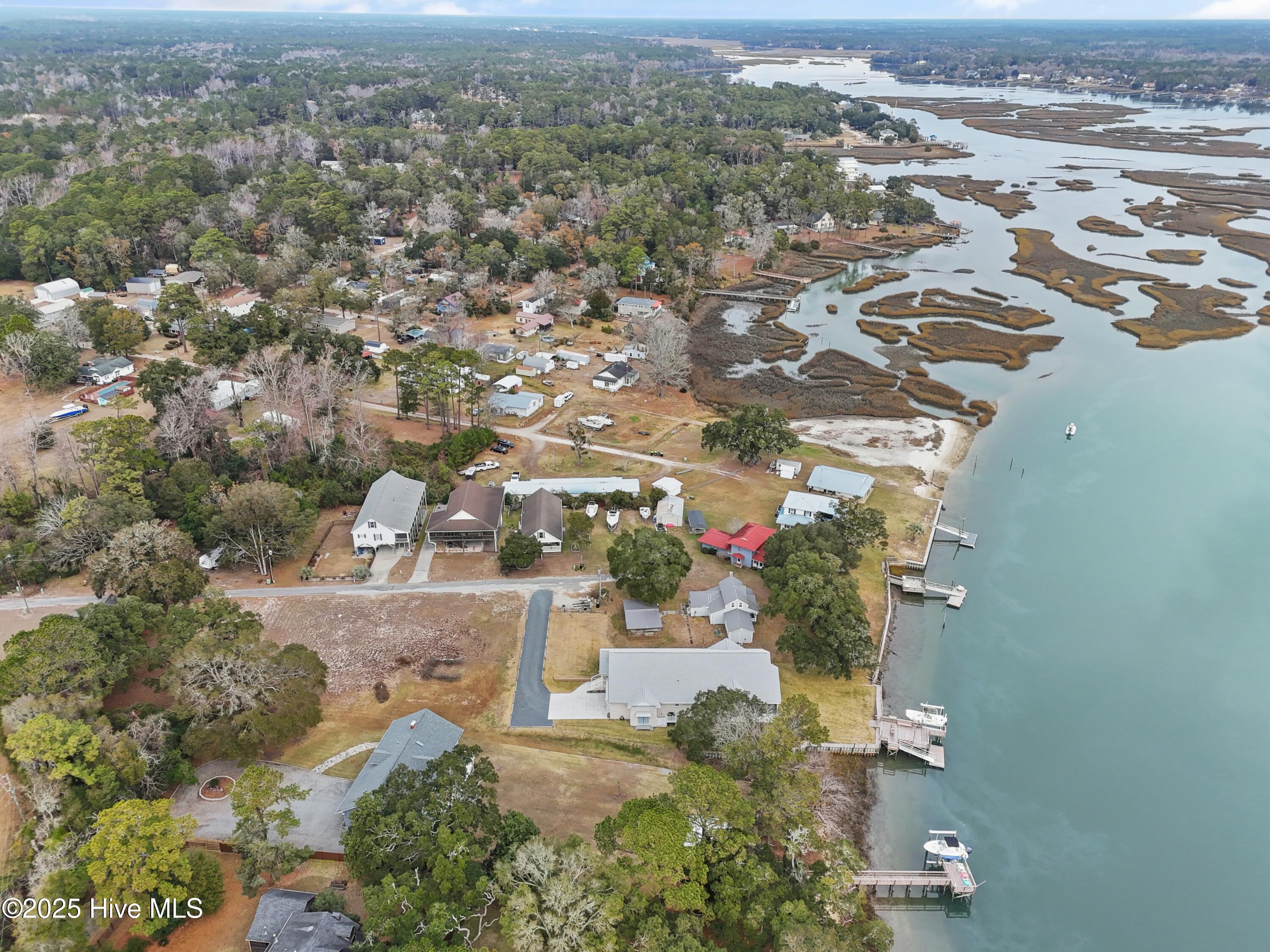 100544139 | Photo 89