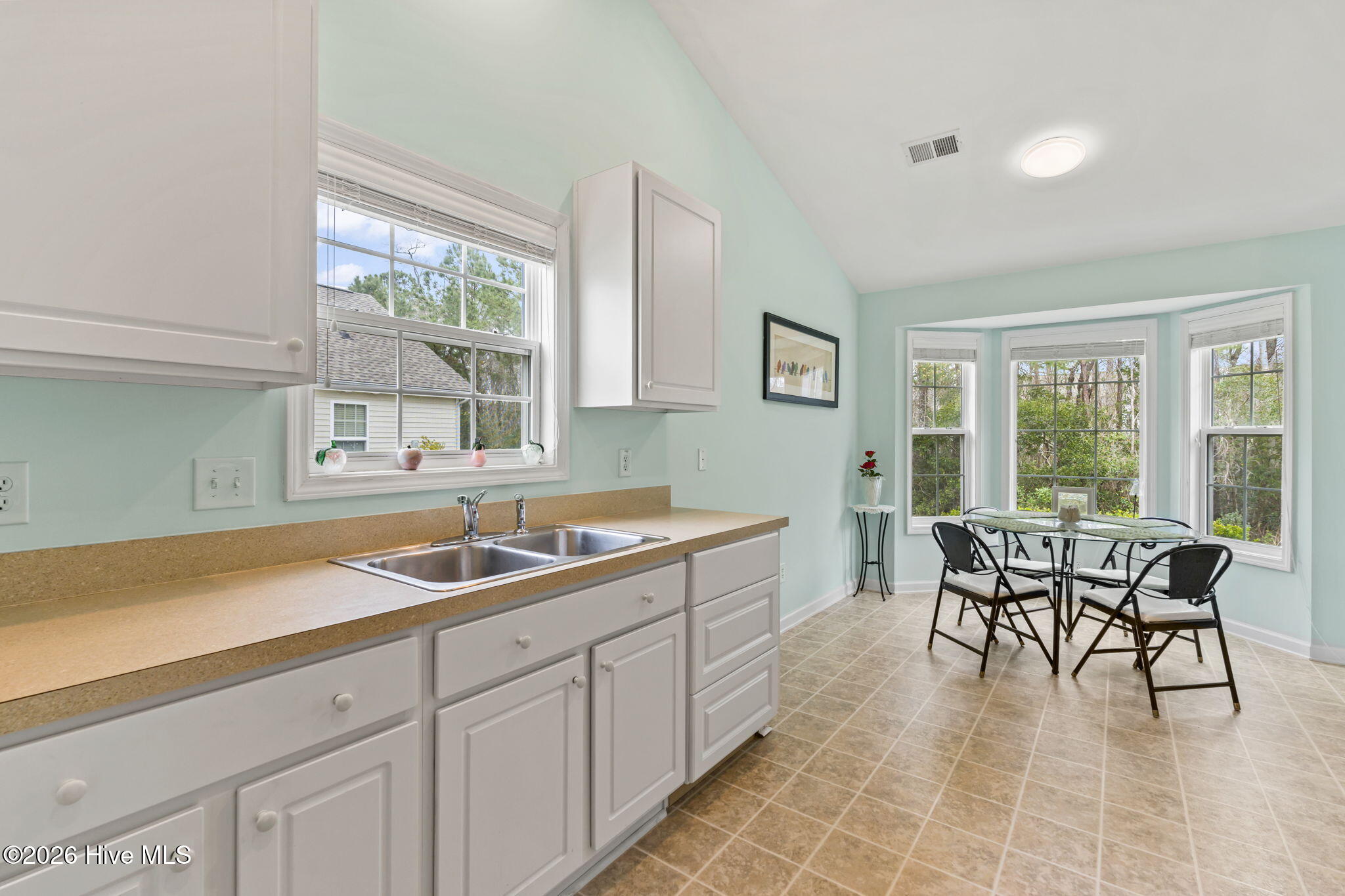 100559211 | Photo 14