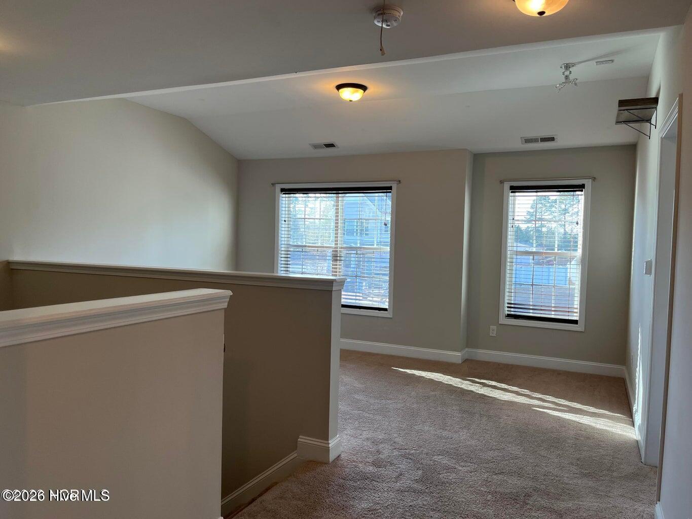 100547829 | Photo 20