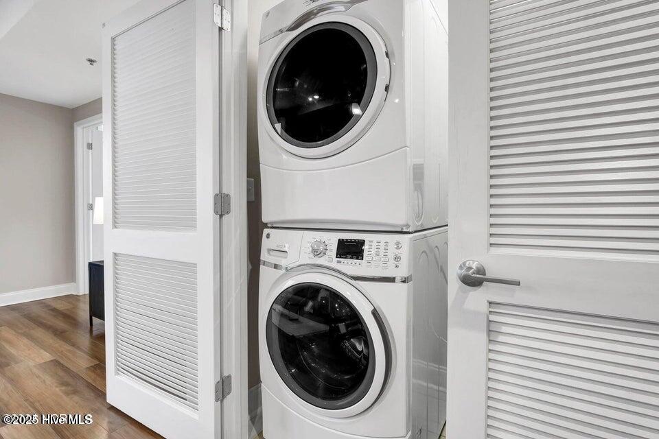 14 Grace Street 1120, Wilmington, NC 28401 – photo 18: laundry closet