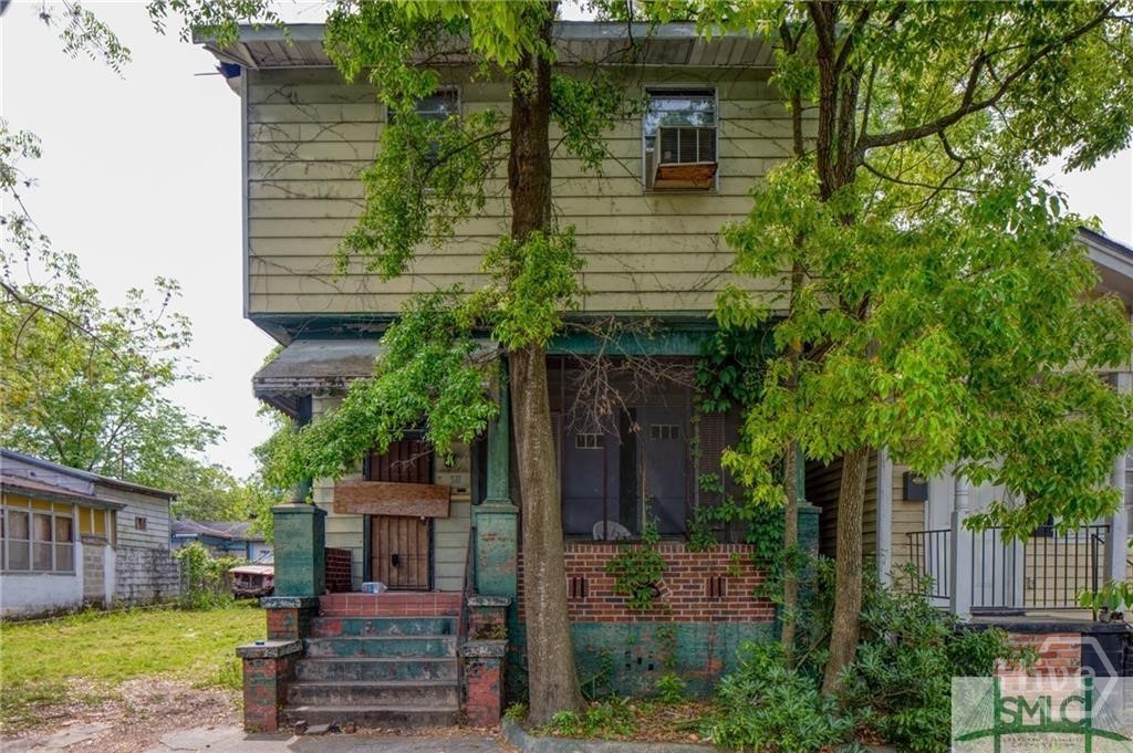 Homes for sale in Savannah, GA | 509 511 W 40th St, Savannah, GA 31415 | MLS# SA339382