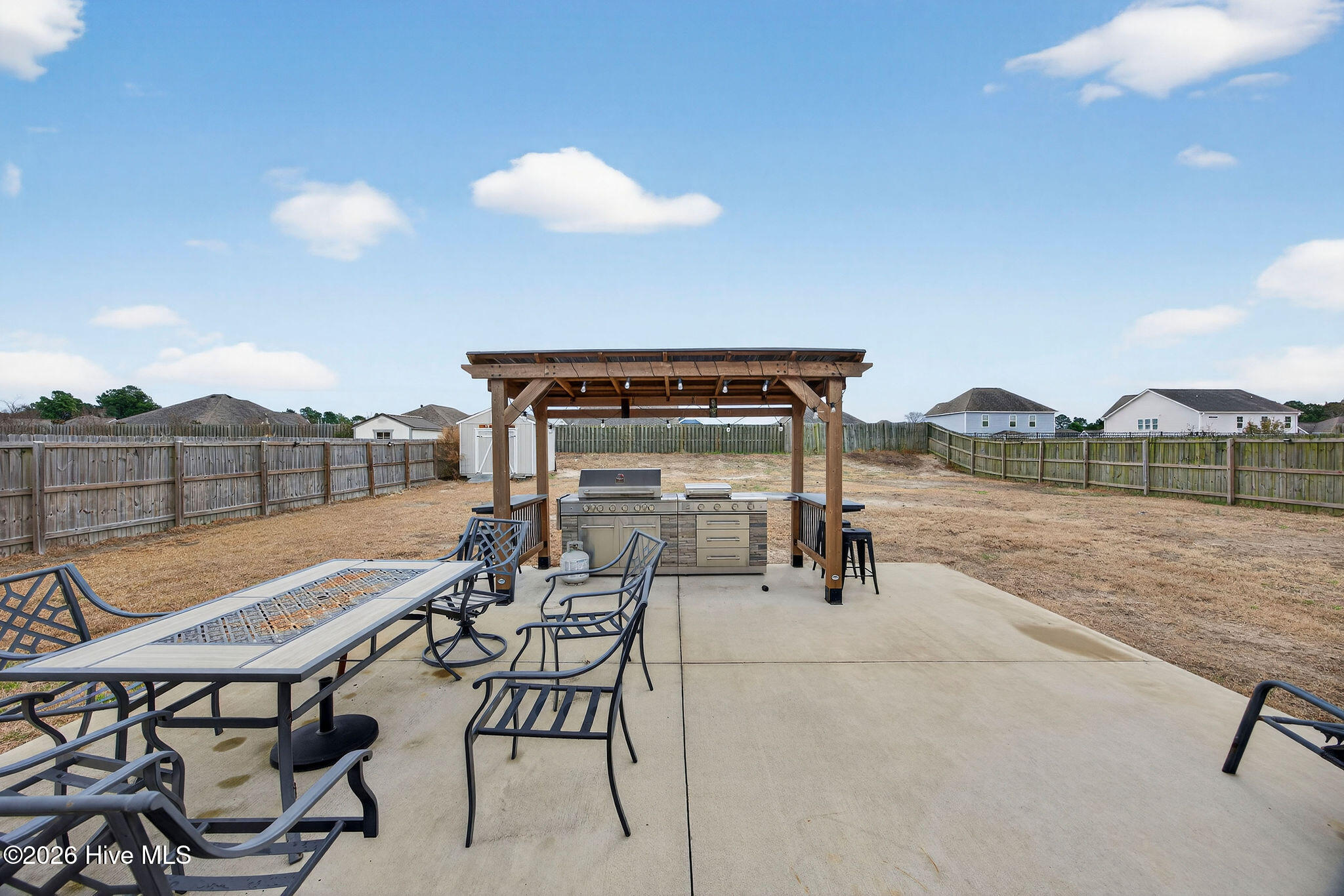 100557202 | Photo 16