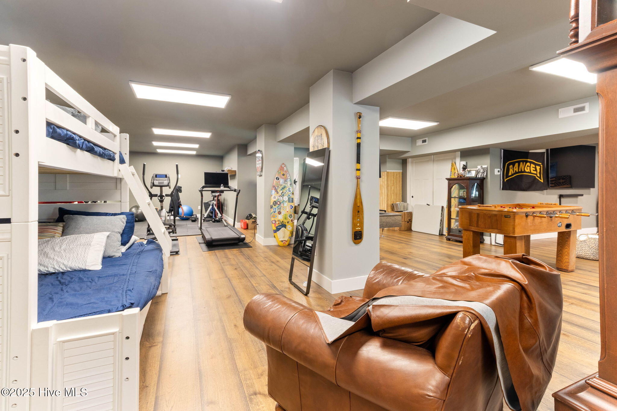 100525541 | Photo 37