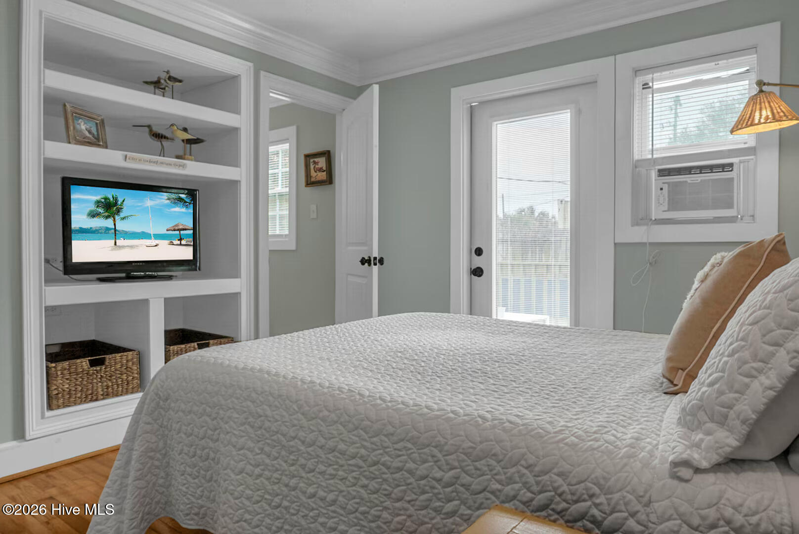 100555839 | Photo 68