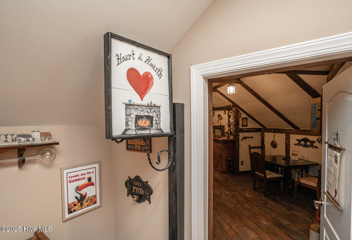 100534571 | Photo 80