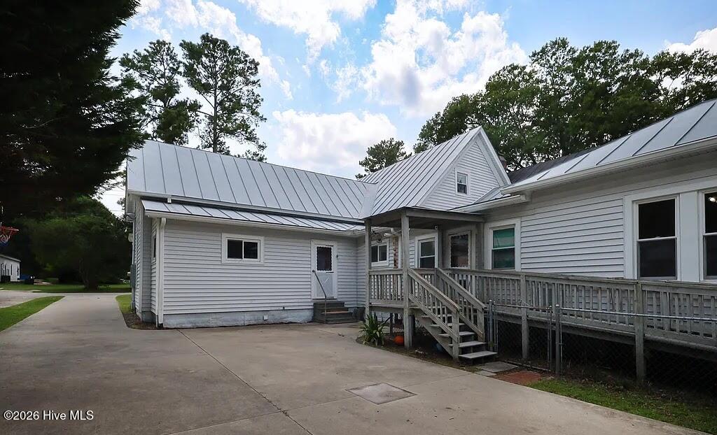 100553395 | Photo 17