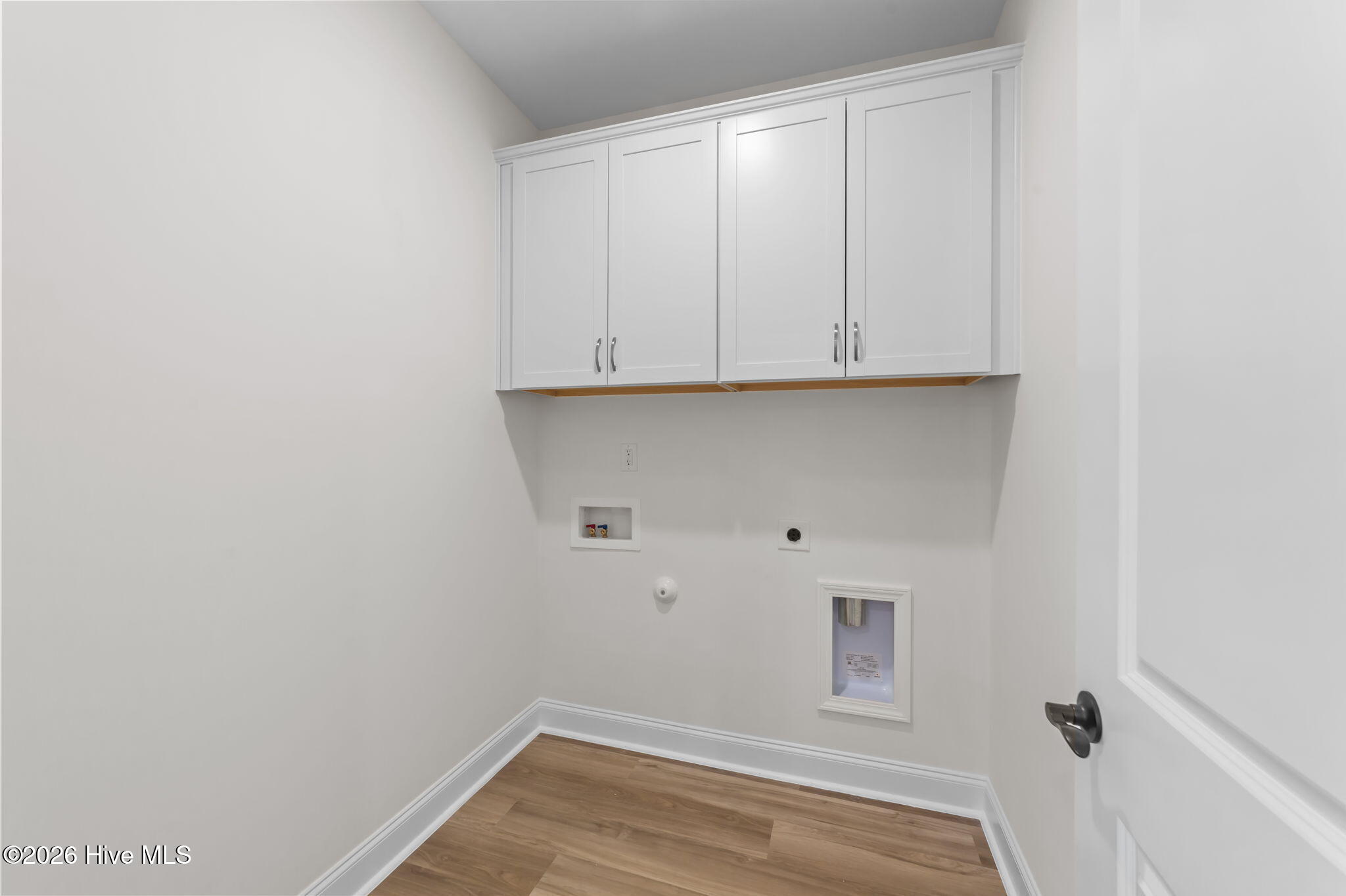 100536001 | Photo 22