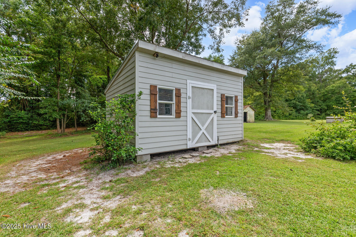 100520371 | Photo 33