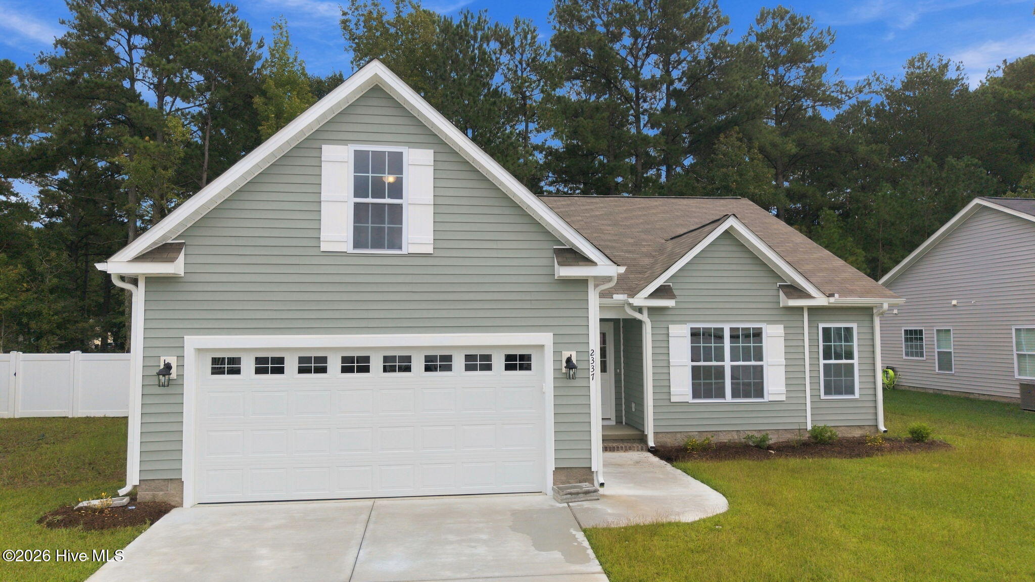 Photo 2 of Single family home for sale at 2337 Rhinestone Dr, Winterville, NC 28590 | MLS# 100590516 | Listing updated on 2026-10-06