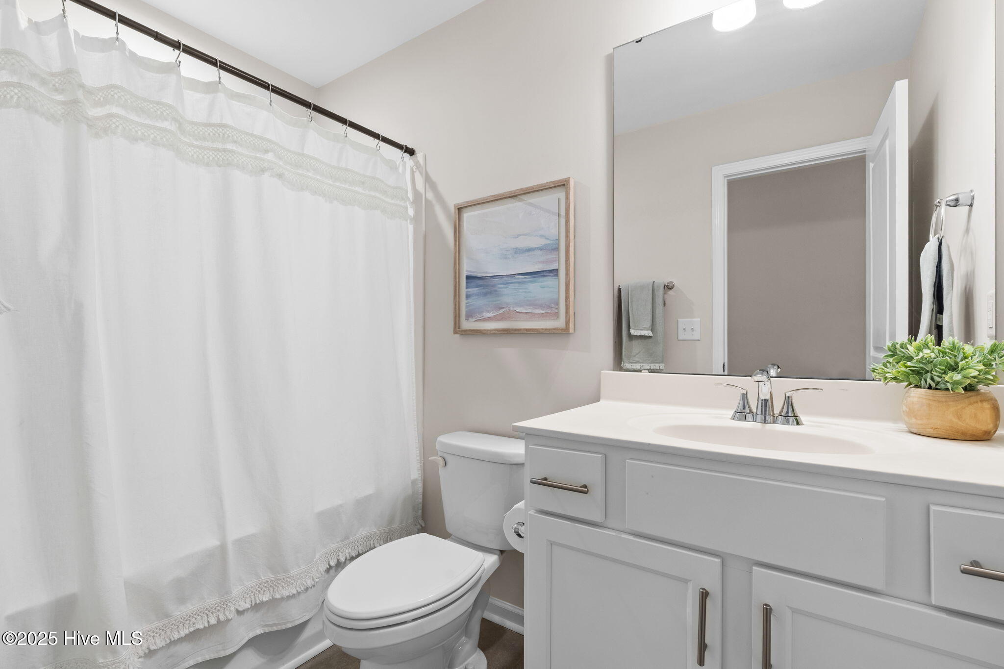 100549015 | Photo 20