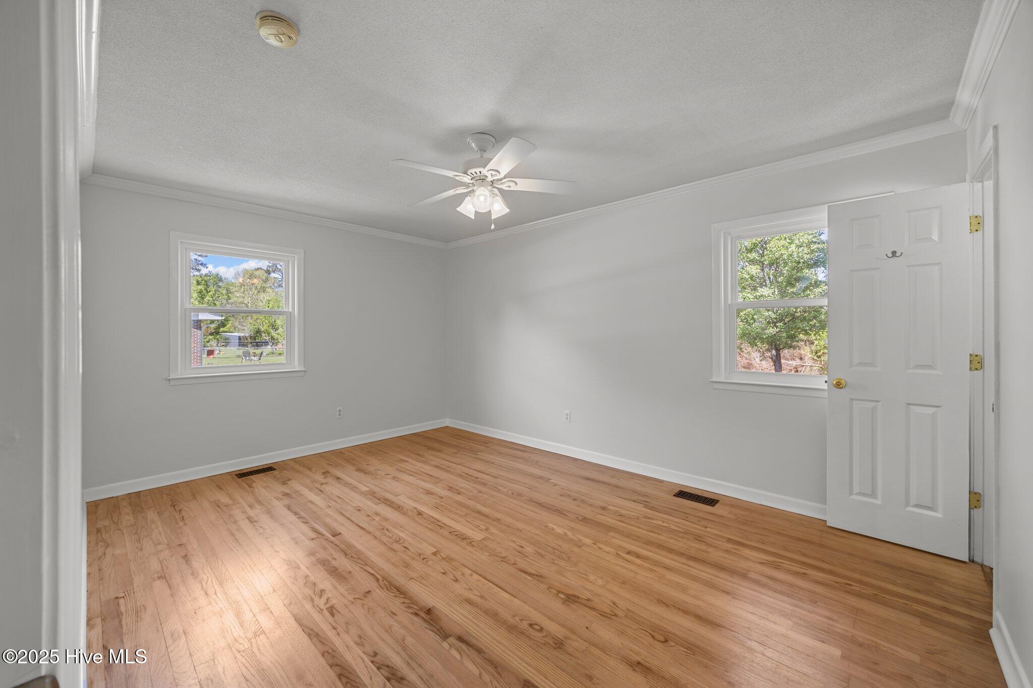 100500970 | Photo 21