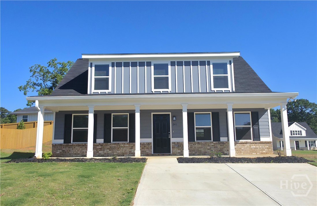 Property at 241 Charlotte Cir