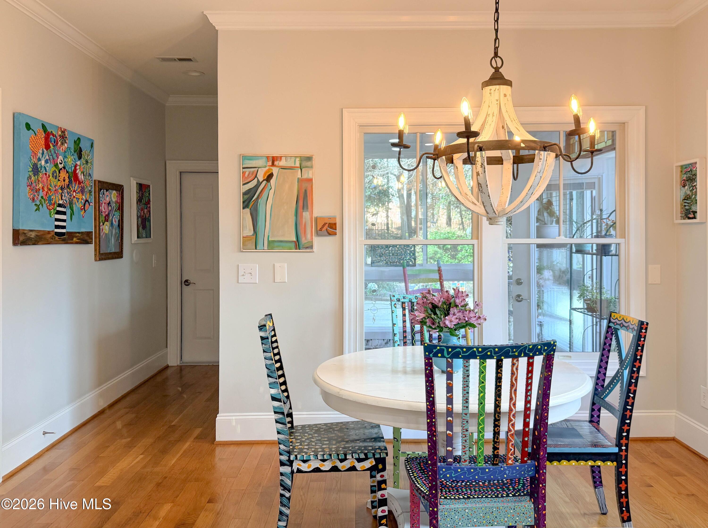 100559415 | Photo 39