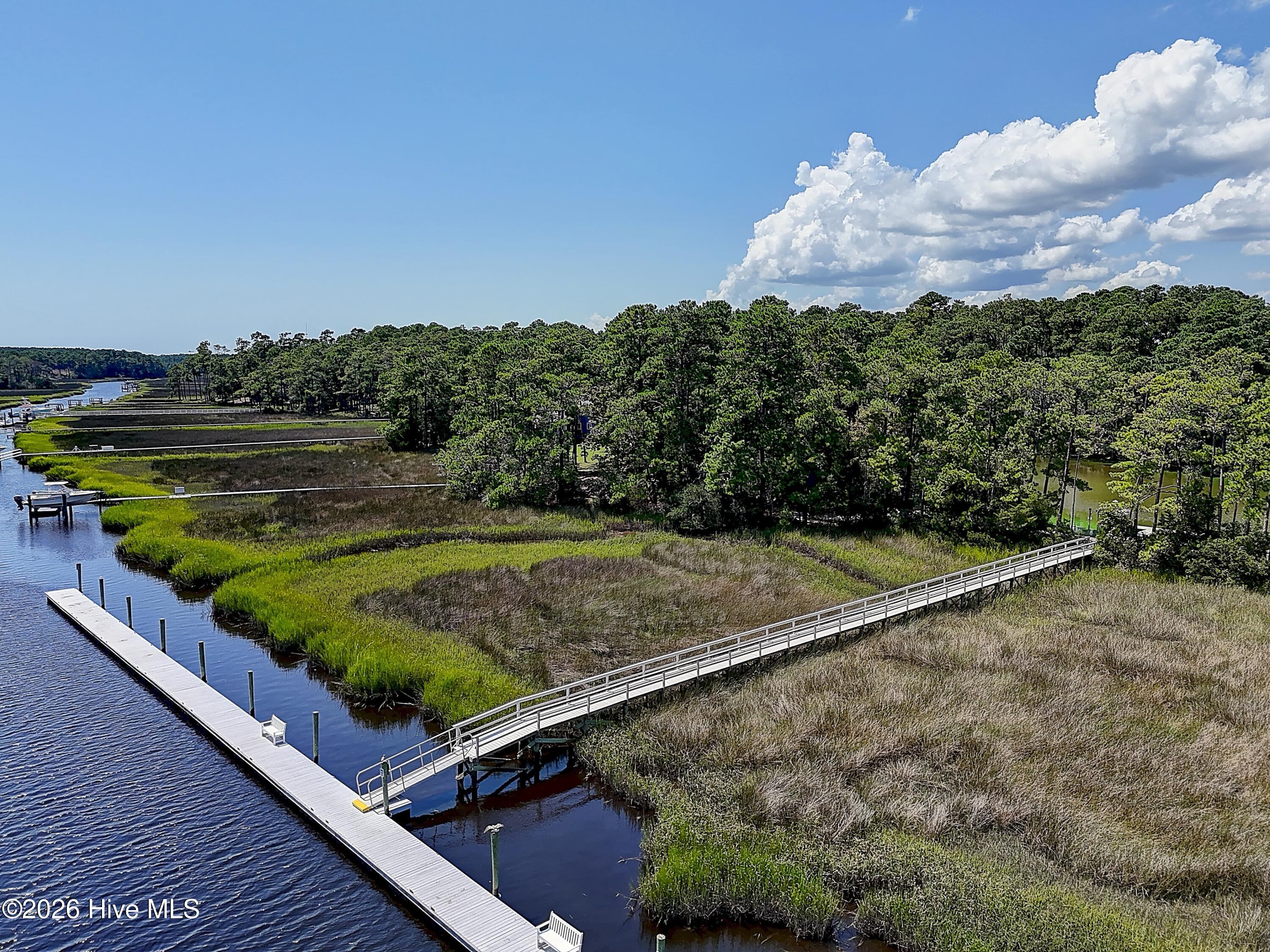 100555645 | Photo 66