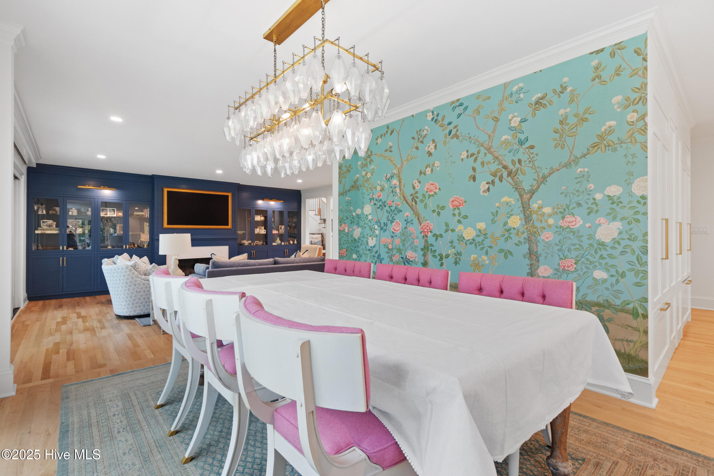 100534920 | Photo 31