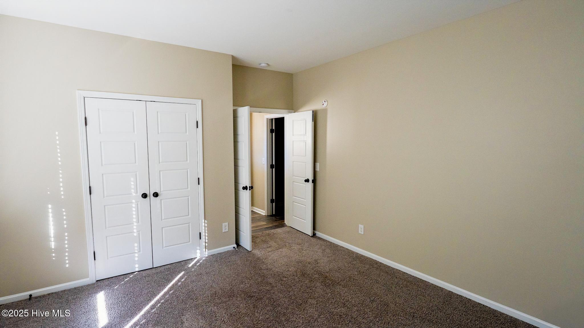 100545040 | Photo 14