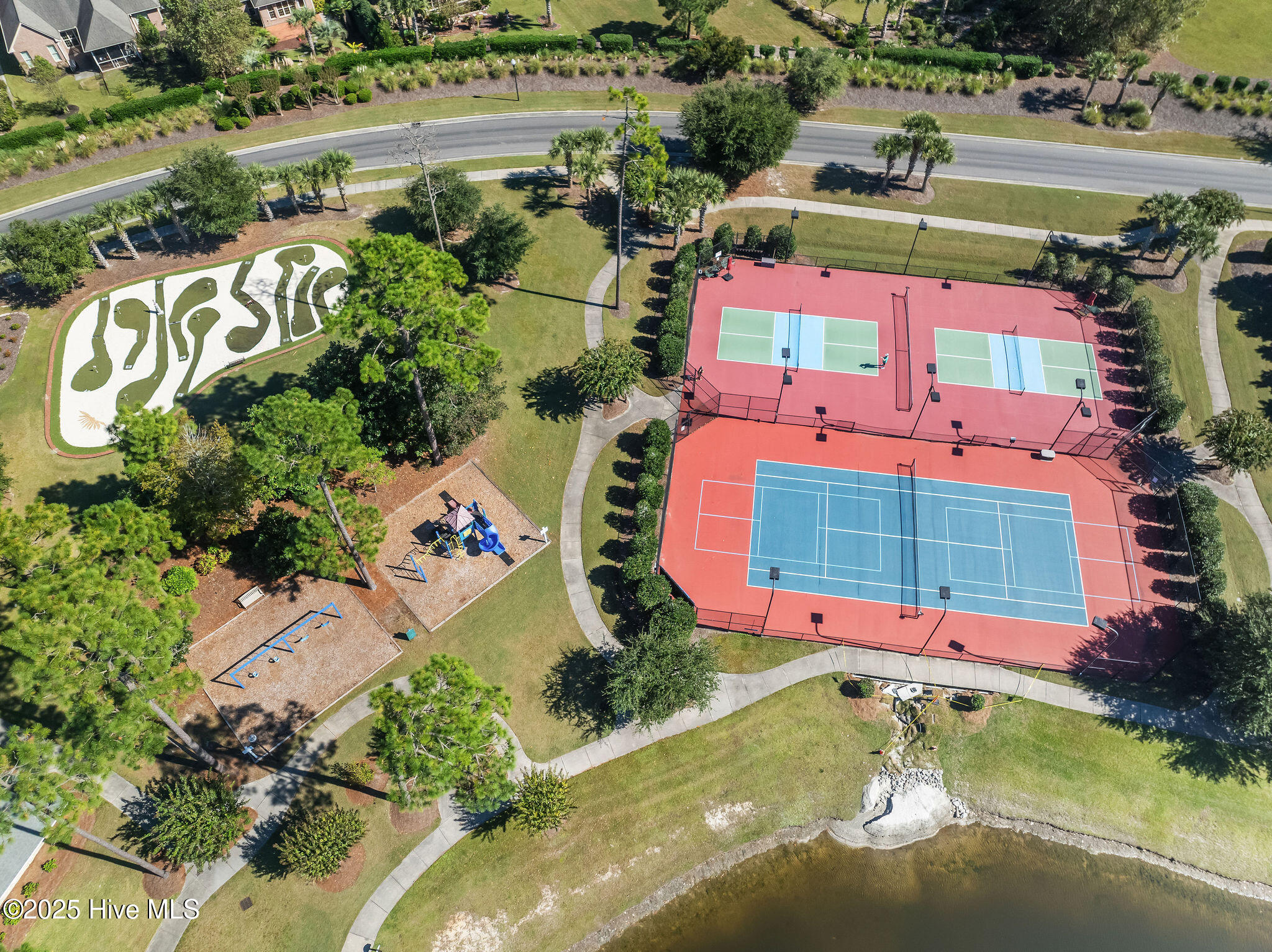 100531104 | Photo 73