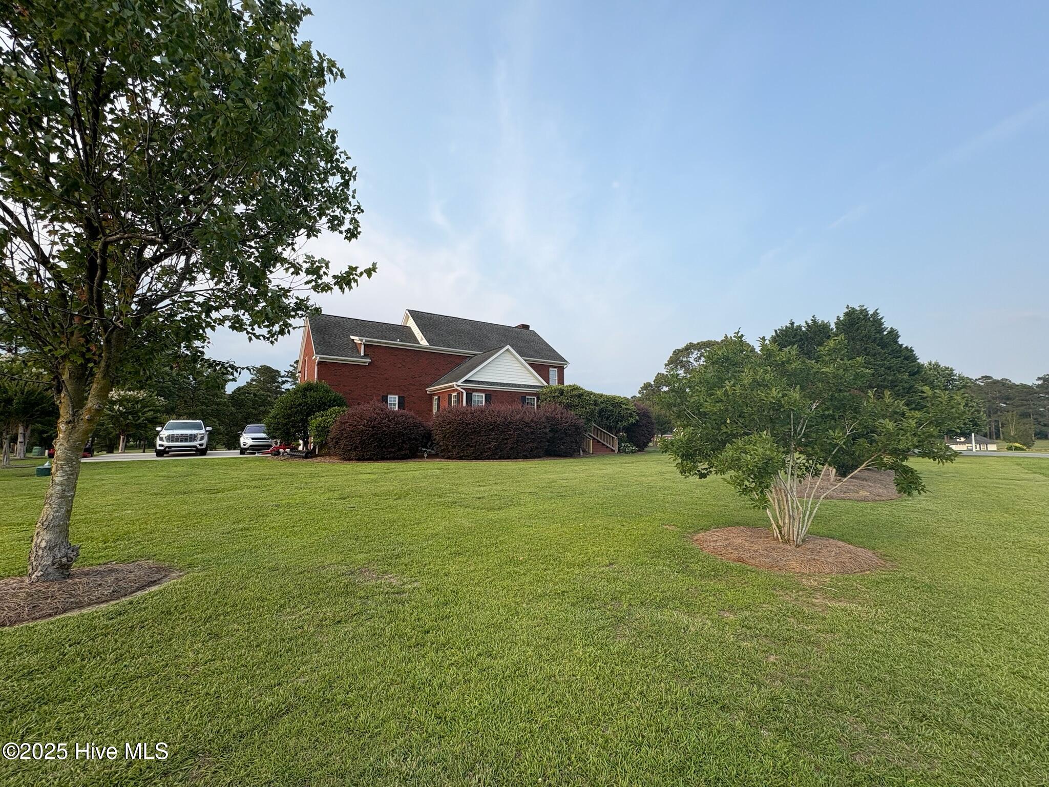 100518479 | Photo 51