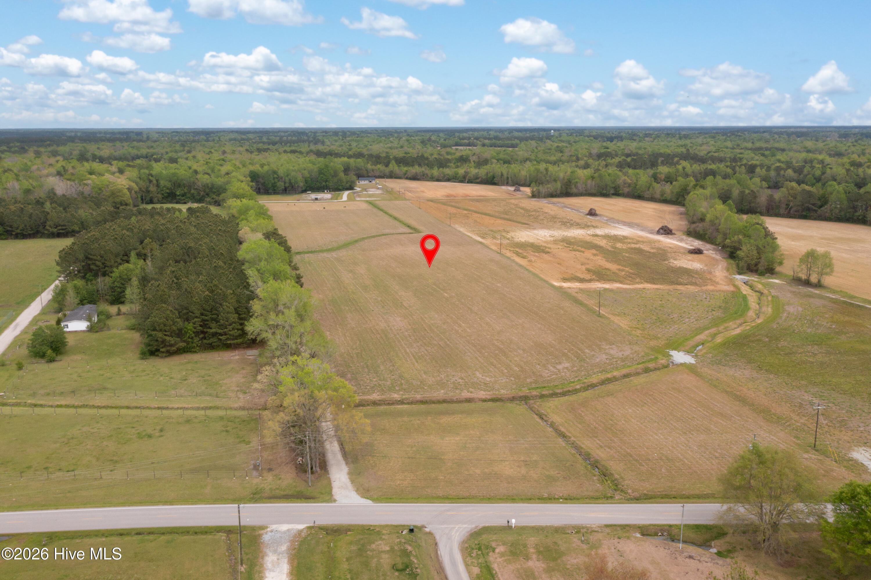 1560 White Oak River Road,Maysville