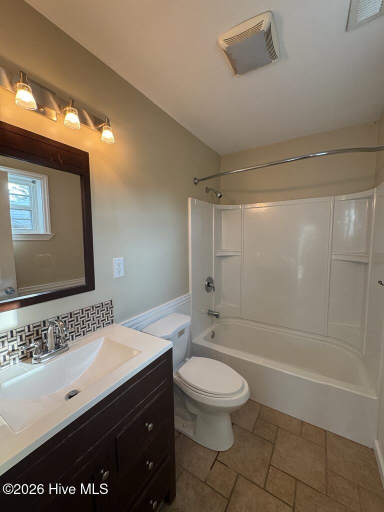 100555904 | Photo 12