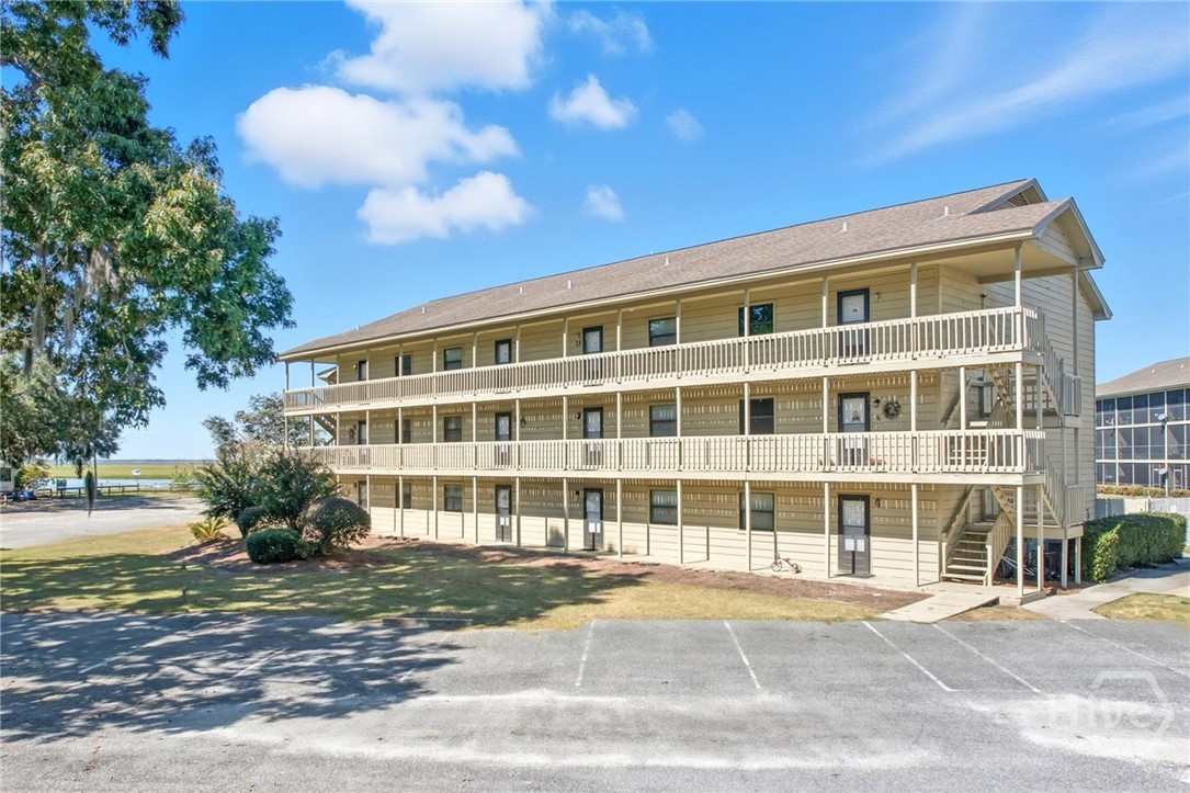 End unit on the top floor.