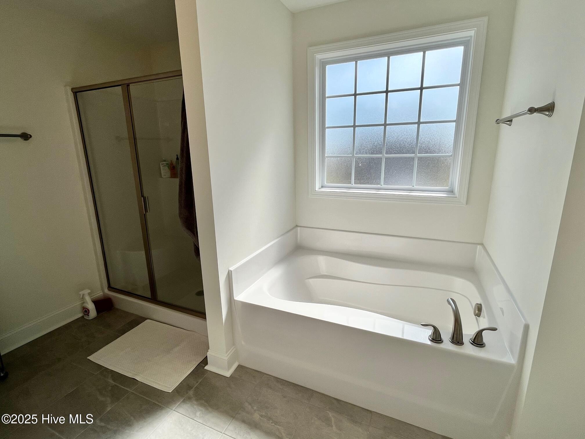 100567938 | Photo 11