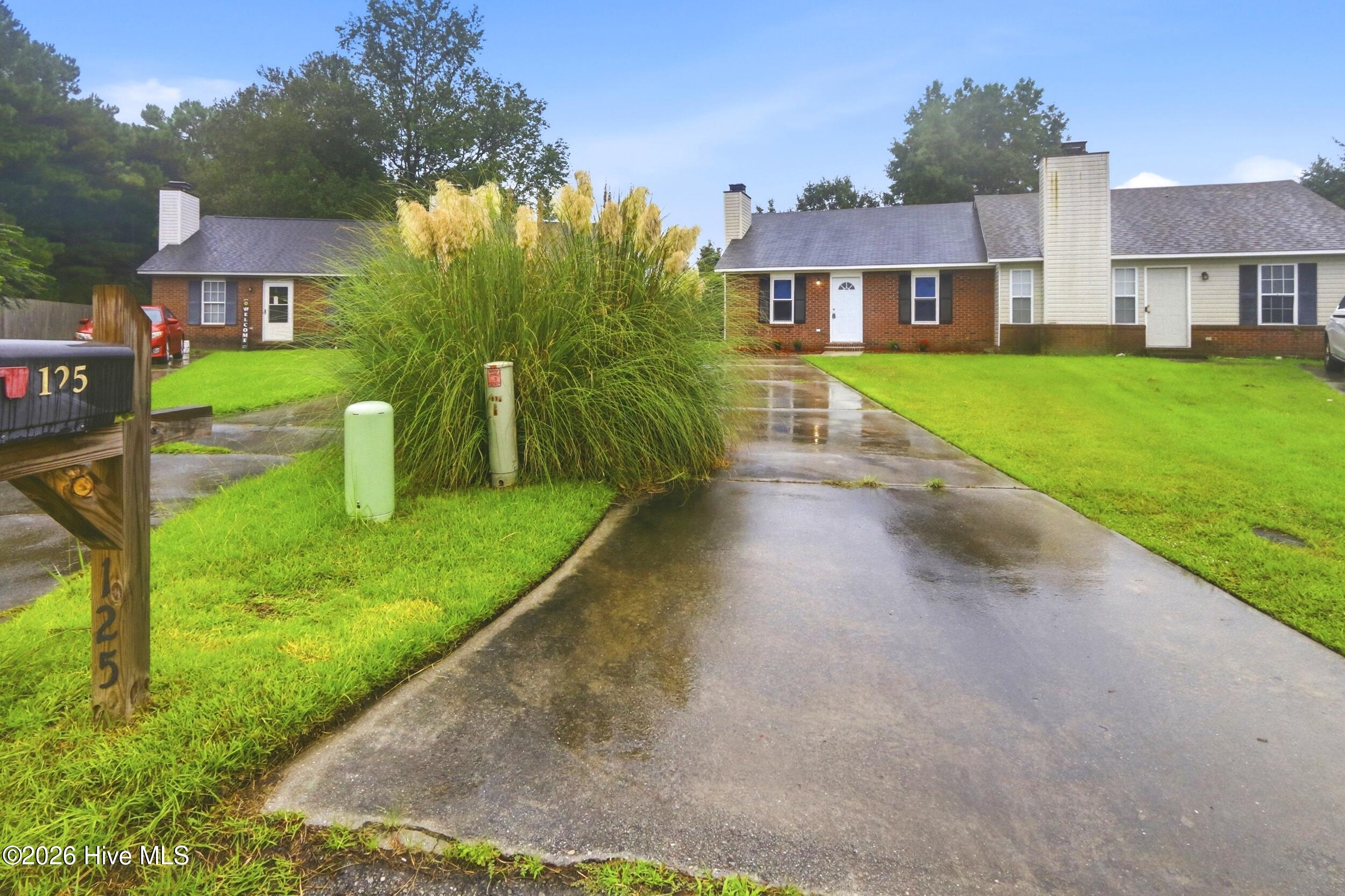 125 Live Oak Court,Midway Park