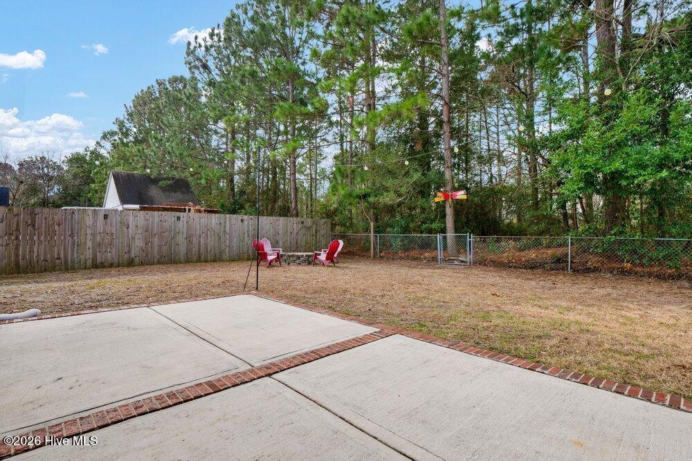 100551608 | Photo 26