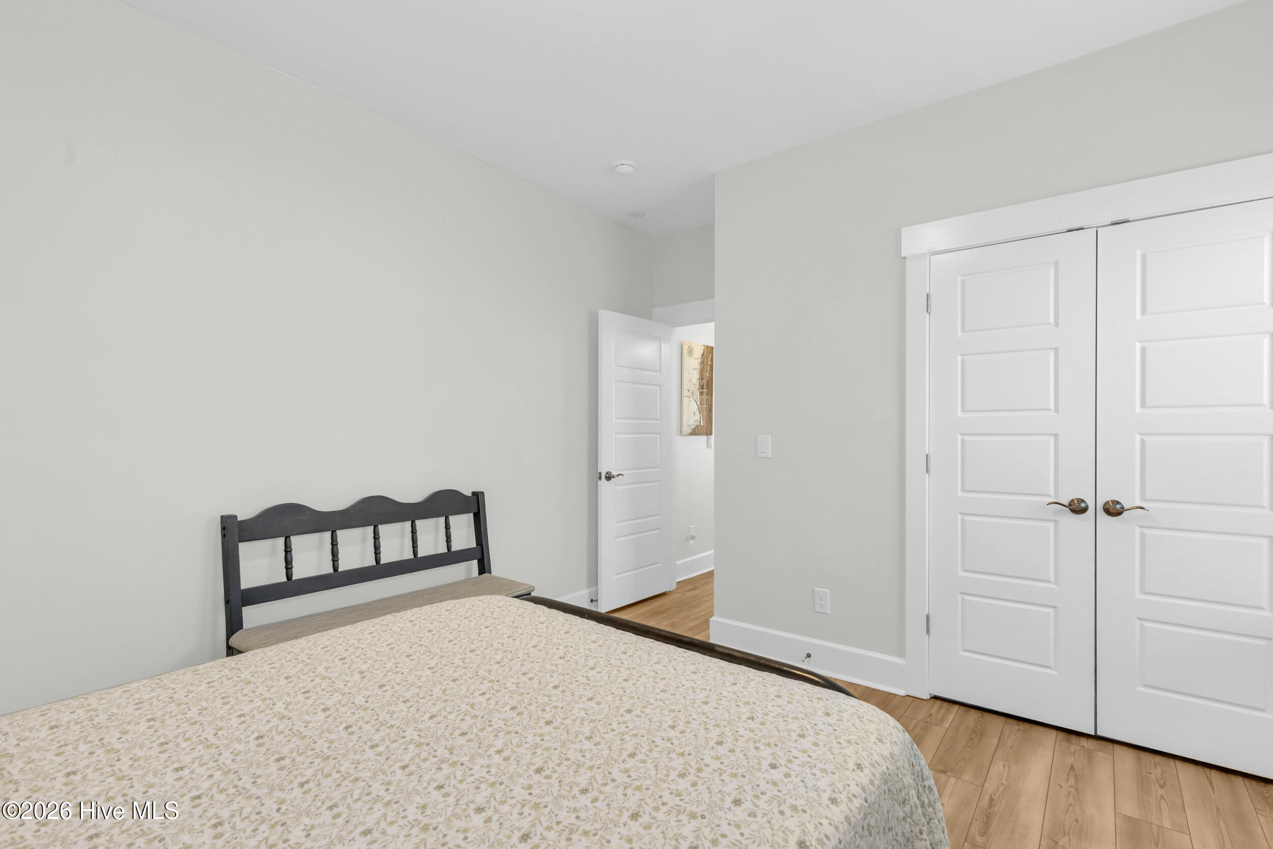 100550757 | Photo 23