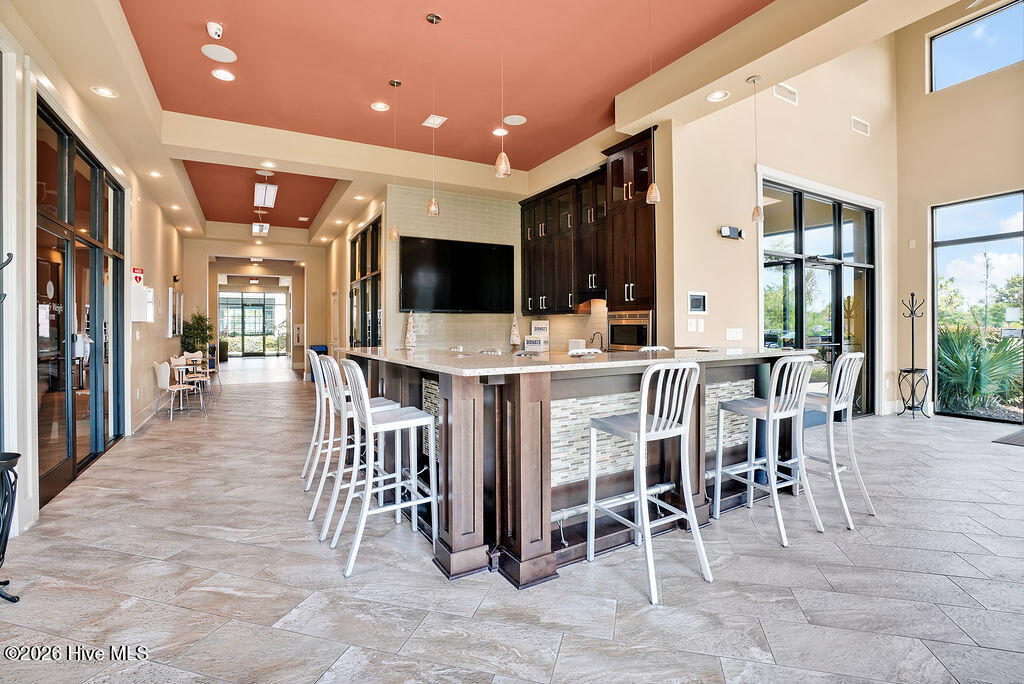 100555055 | Photo 83