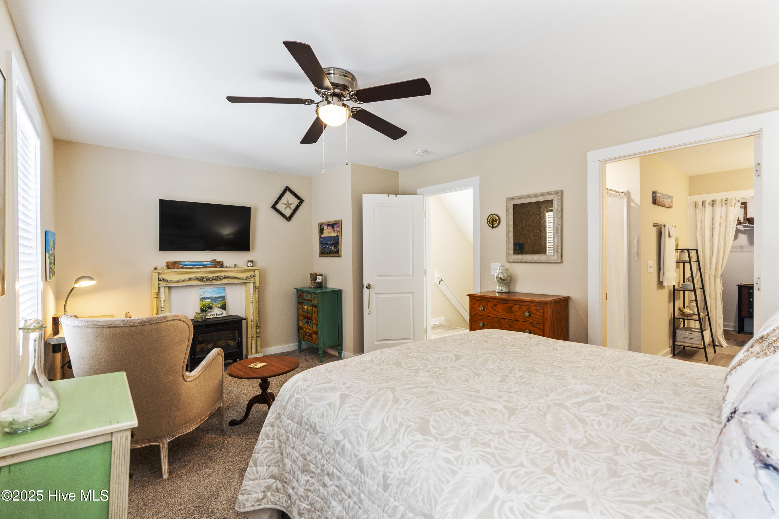 100505761 | Photo 28