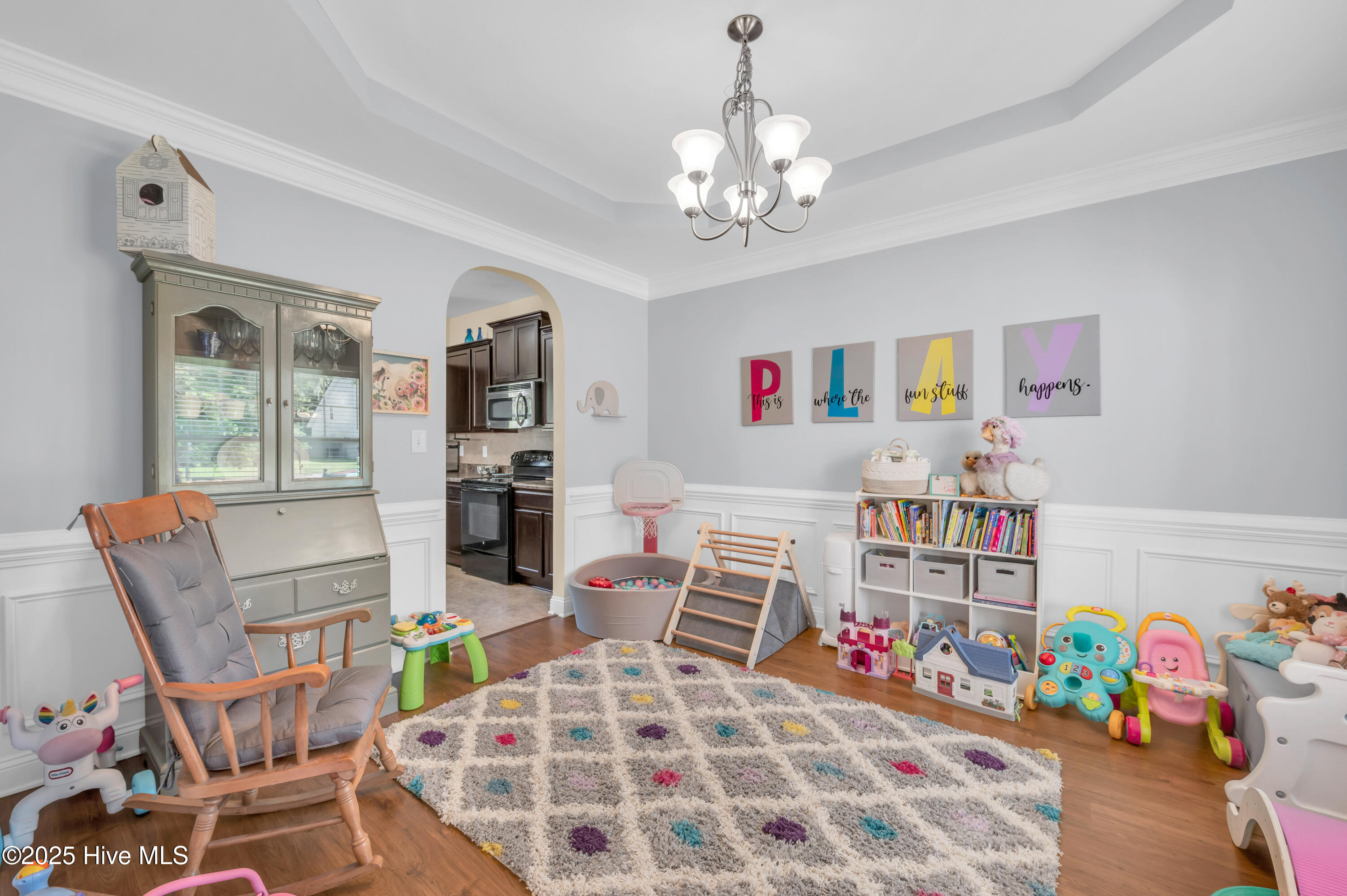 100517192 | Photo 14