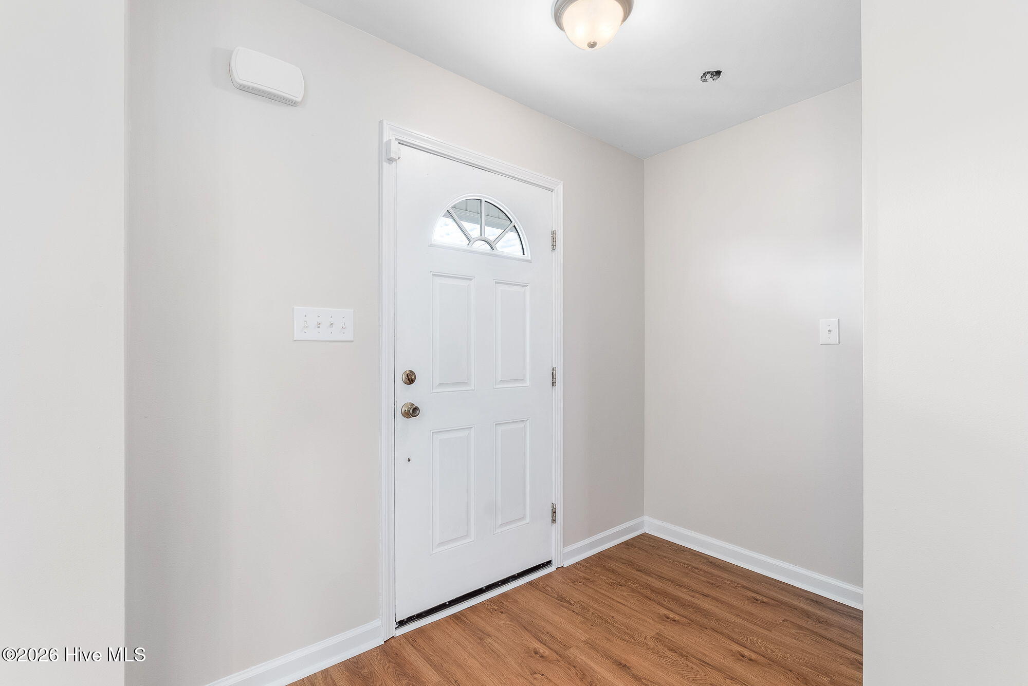 100569536 | Photo 14