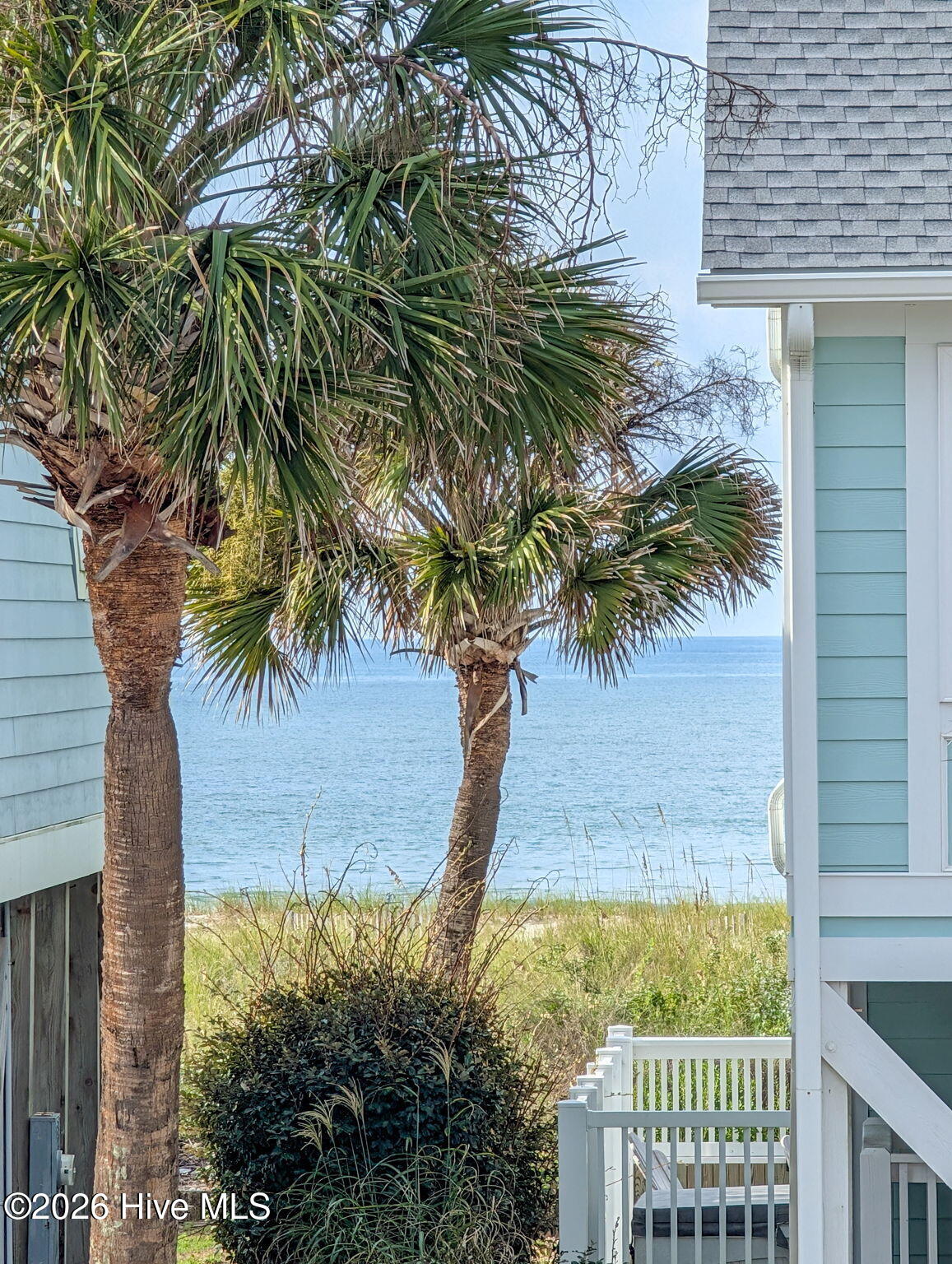 5th image of 652 Ocean Blvd W, Holden Beach, NC 28462 | MLS# 100598437