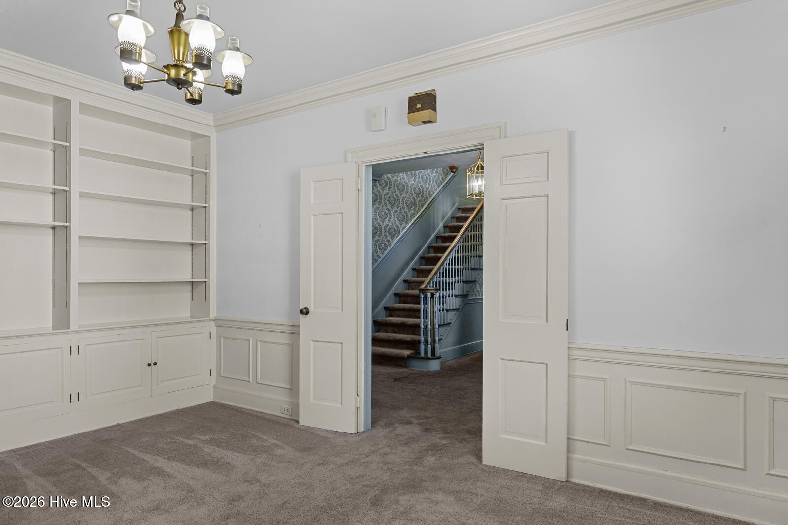 100557416 | Photo 35