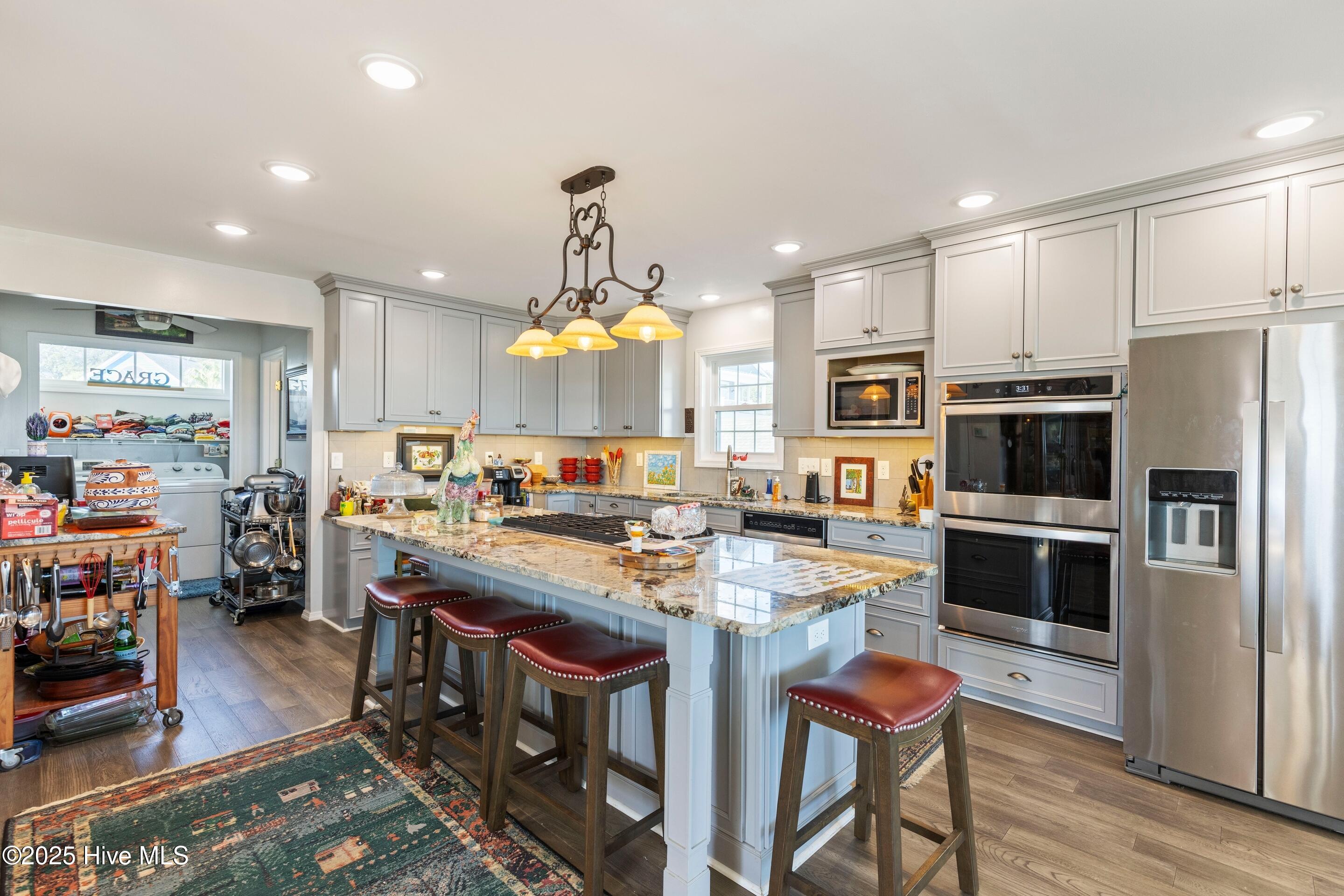 100533338 | Photo 22