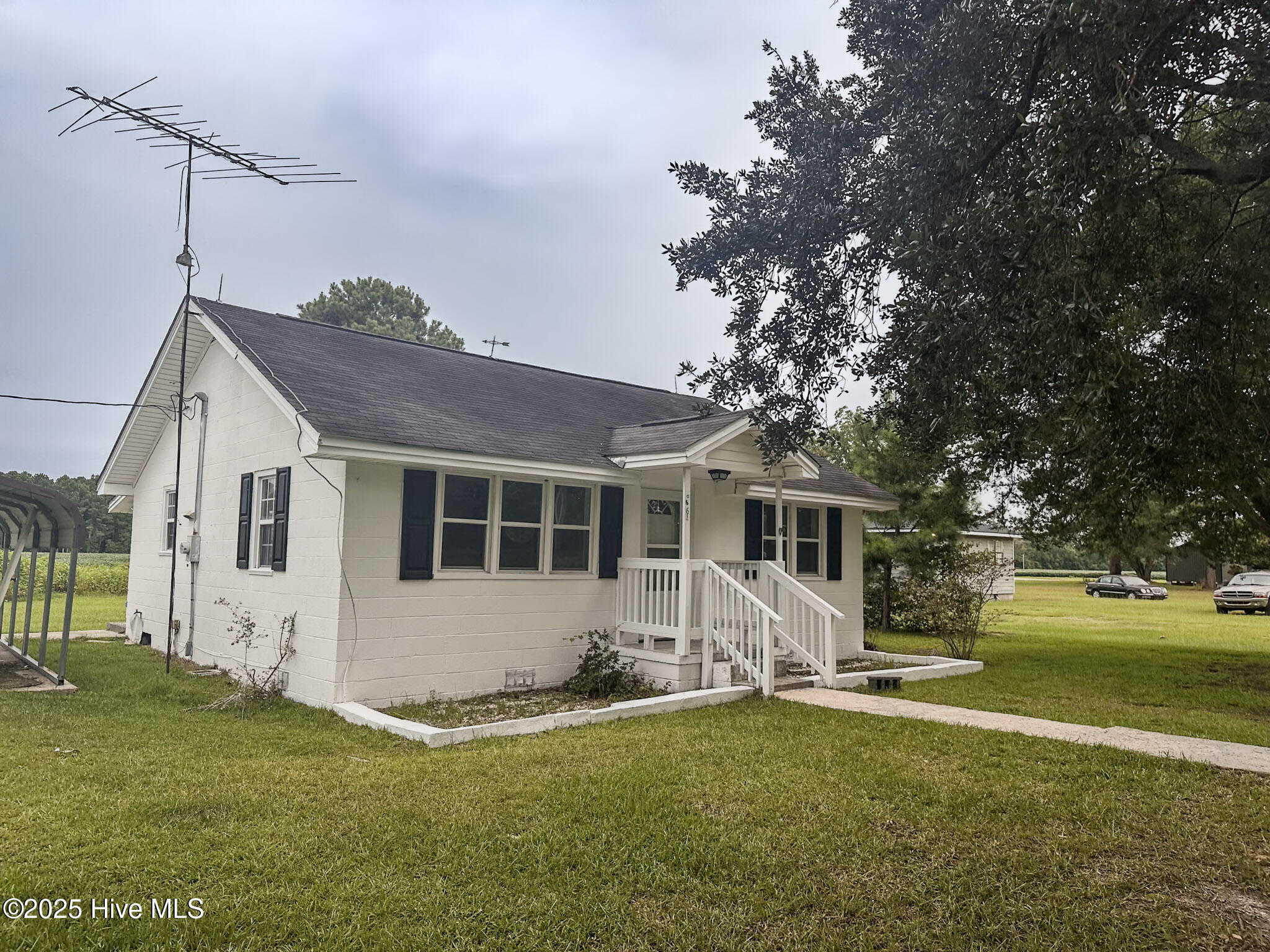 Homes for sale in Pembroke, NC | 8061 W 74 Hwy W, Pembroke, NC 28372 | MLS# 100532041