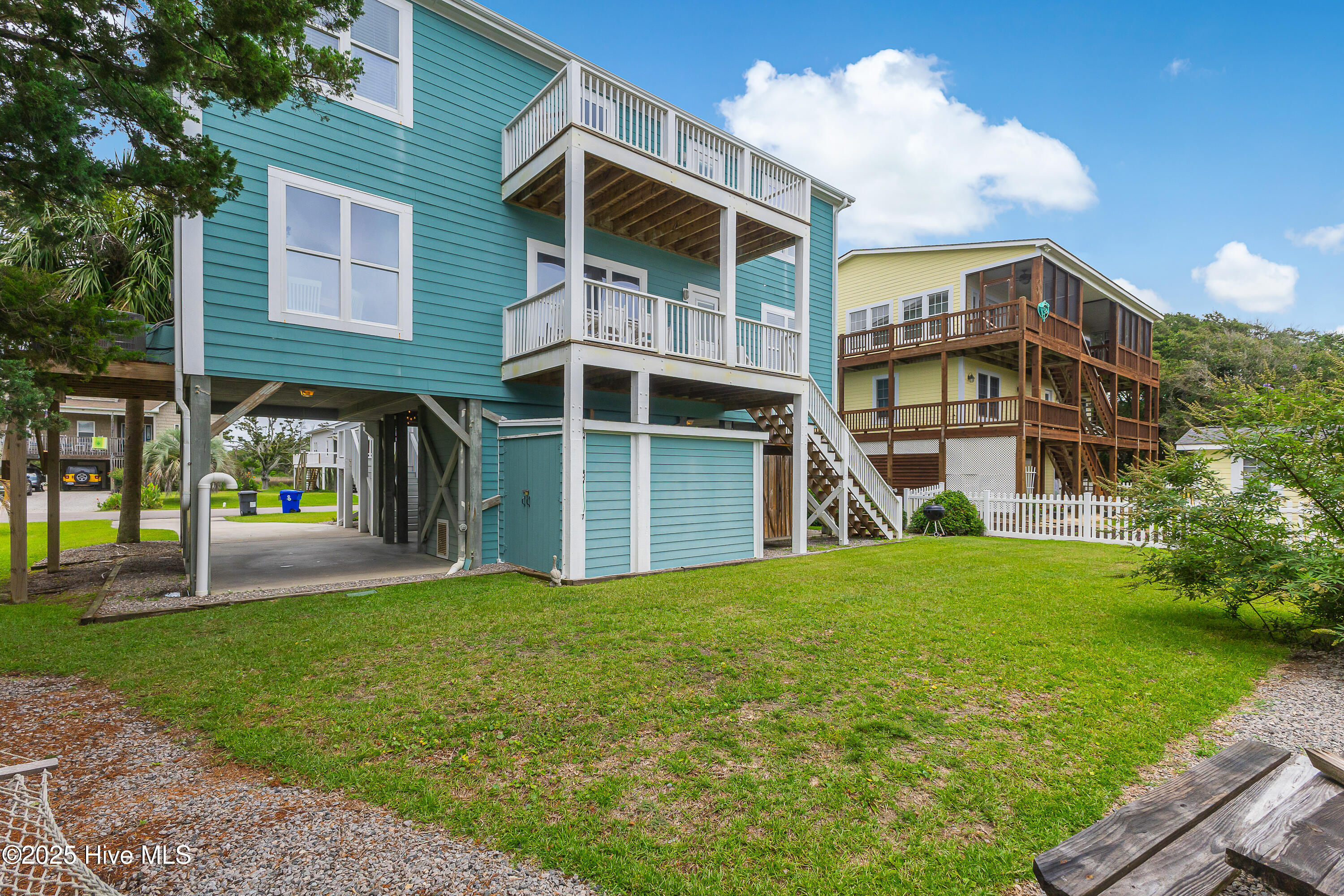 100514949 | Photo 38