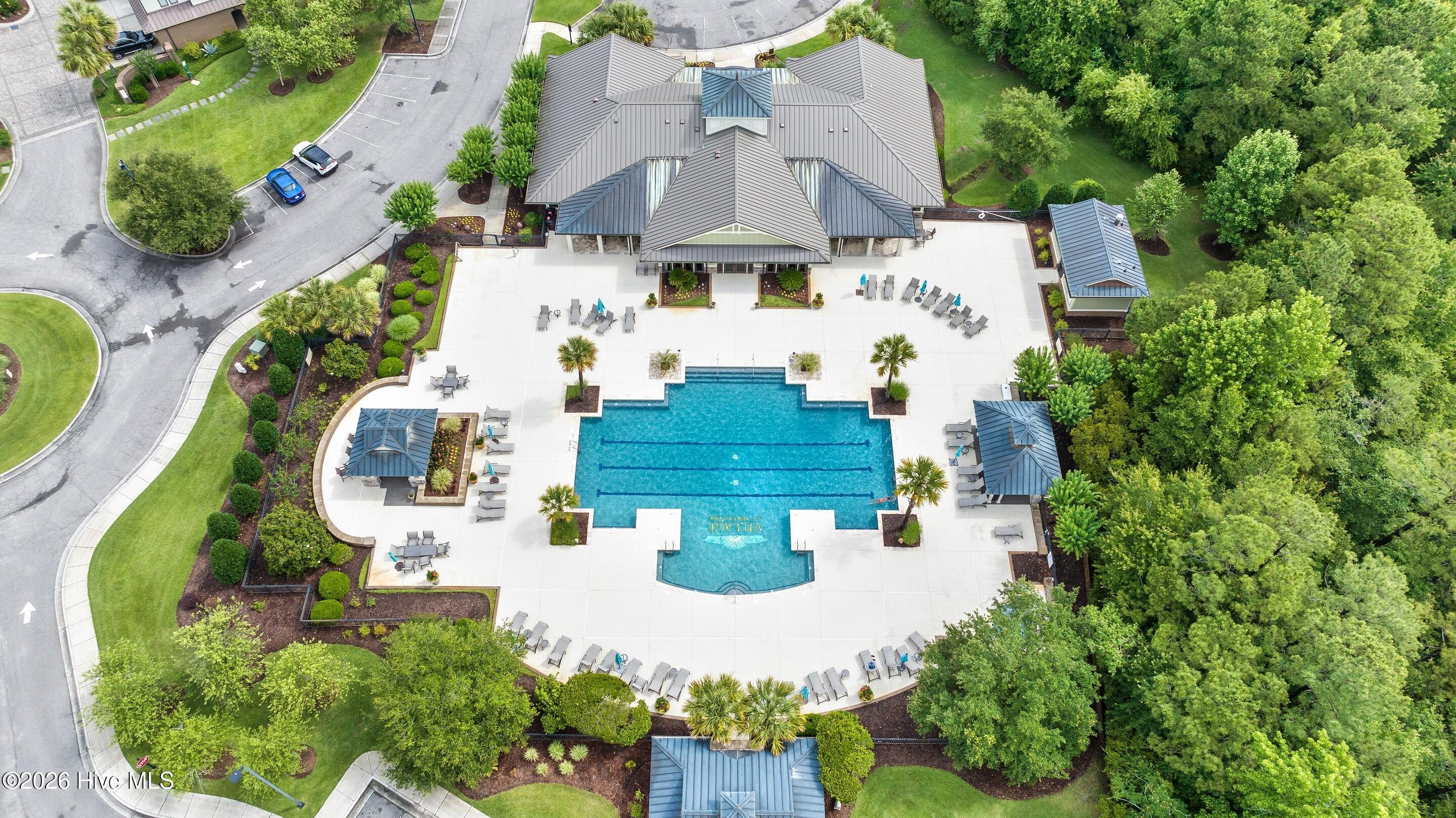 100550274 | Photo 59