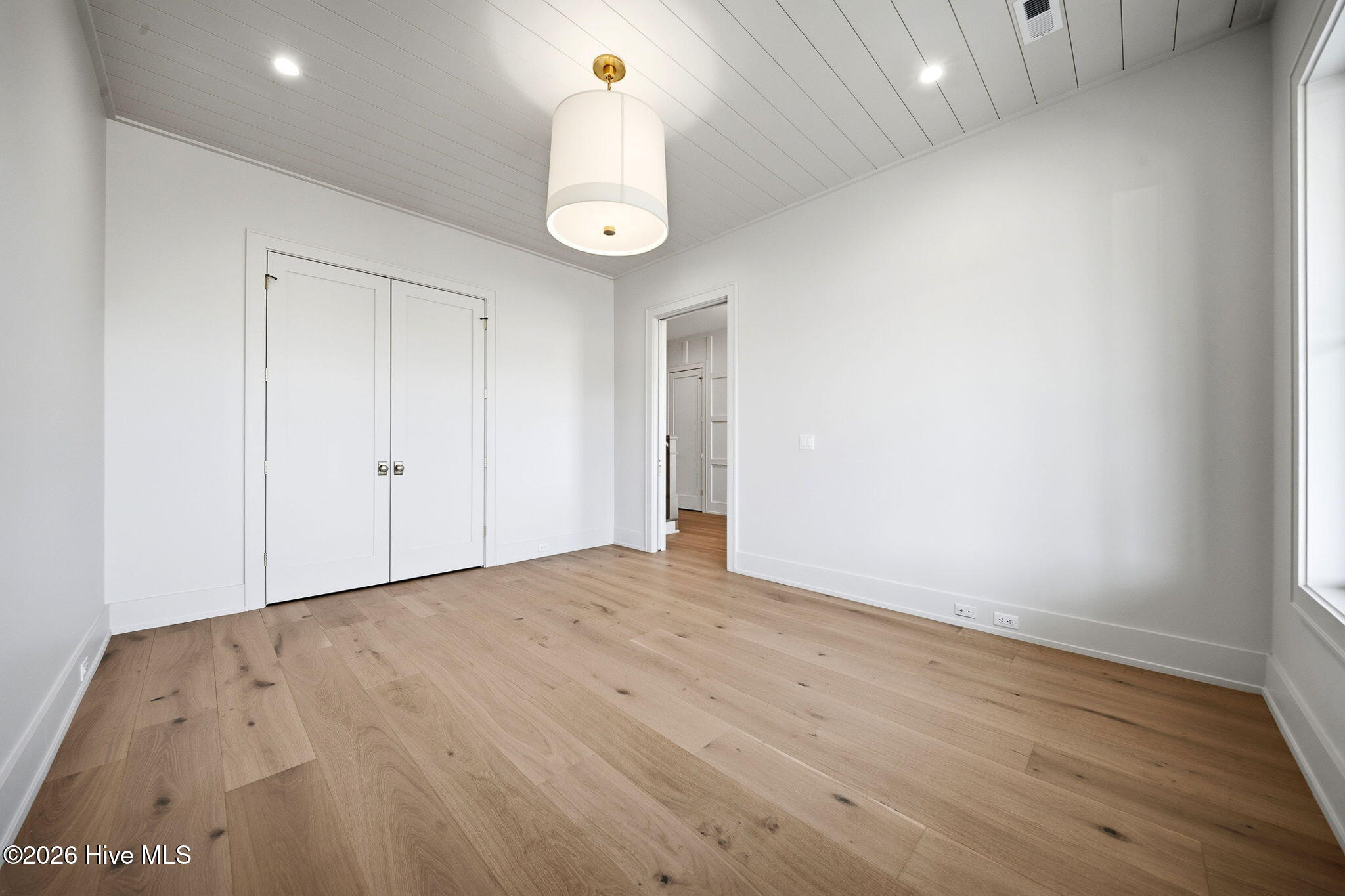 100500065 | Photo 52