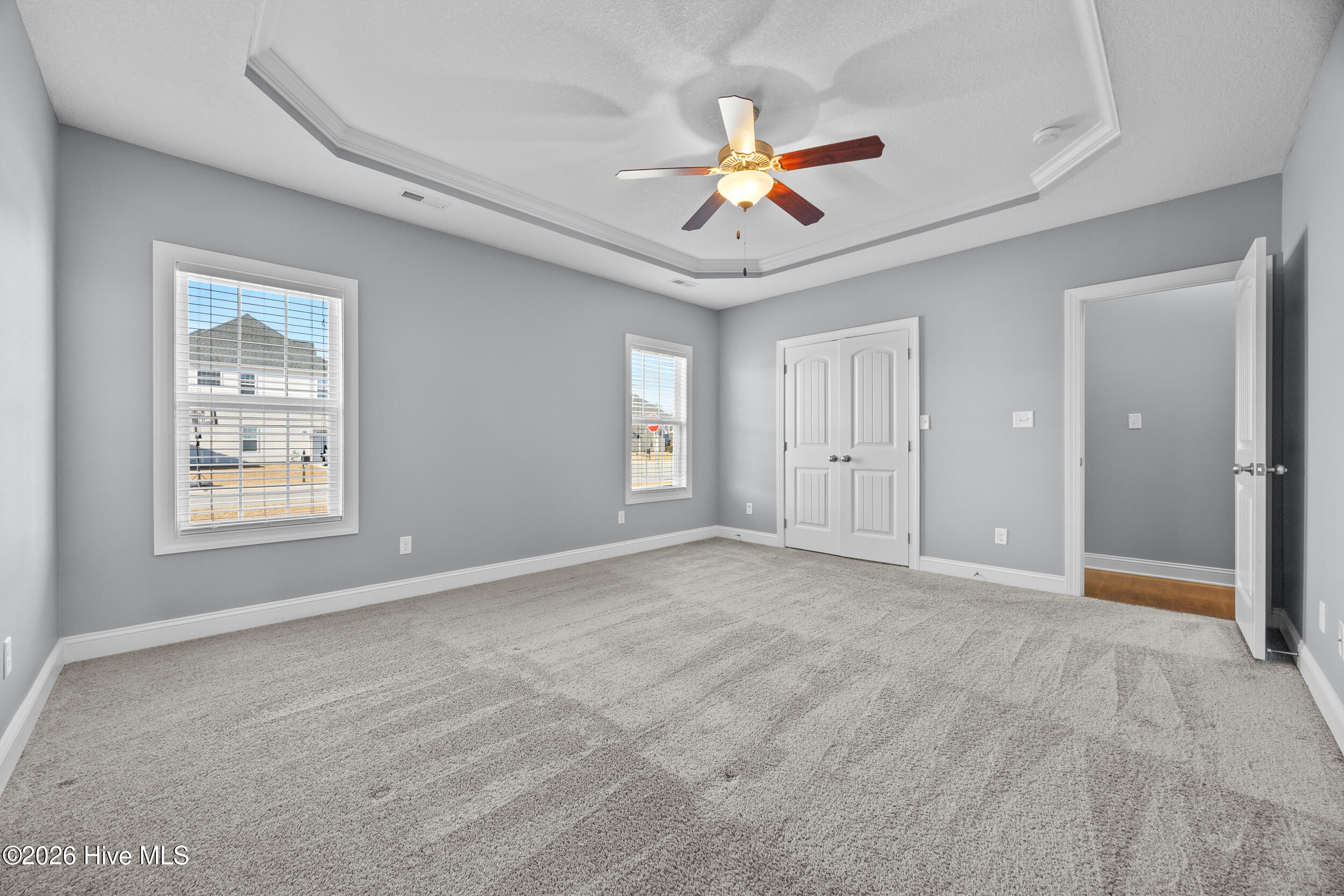 100550034 | Photo 12