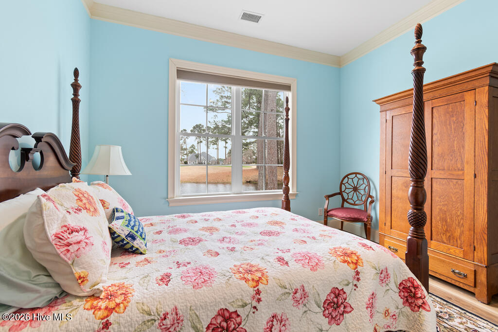 100558482 | Photo 54