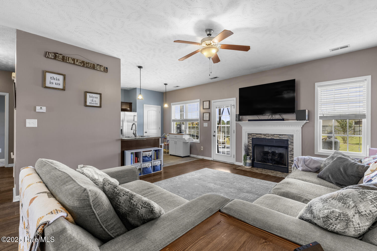 200 Classy Court, Richlands, NC 28574 – photo 6: 43A5E87B-6494-4B4C-AE0A-9E63304ACFA3