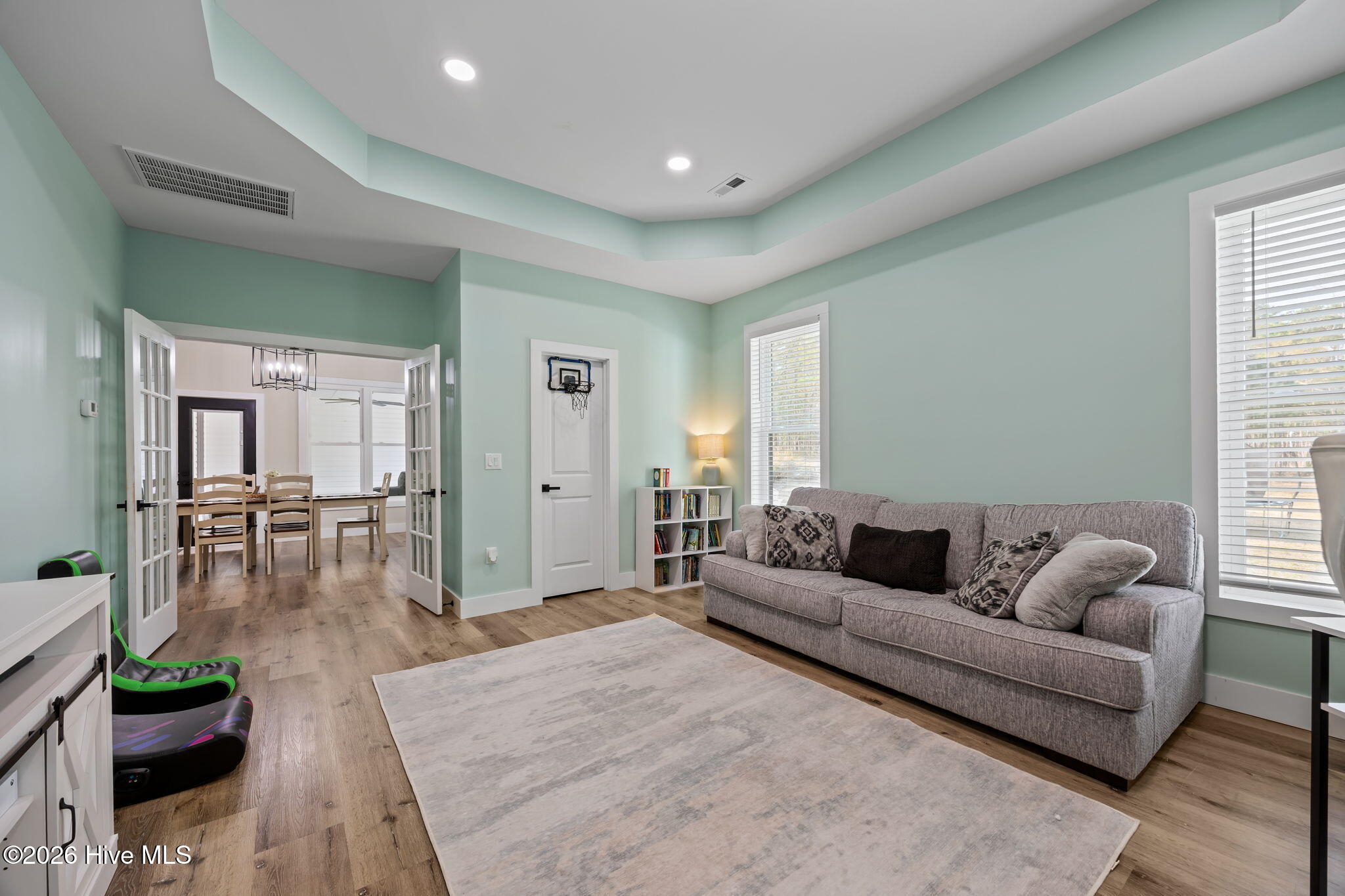 100563547 | Photo 17