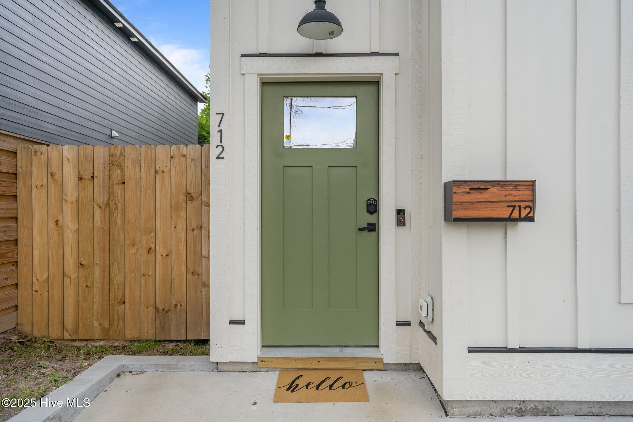 100536872 | Photo 49