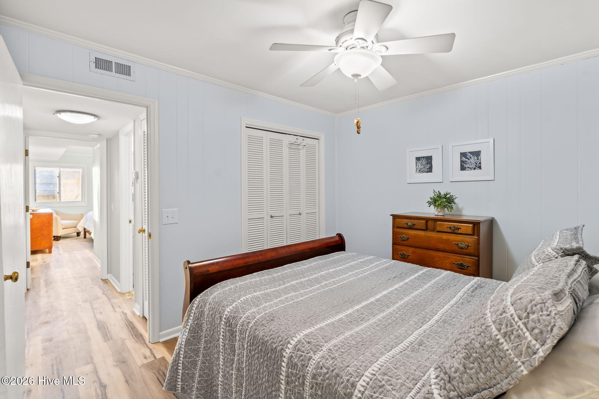 100547029 | Photo 24