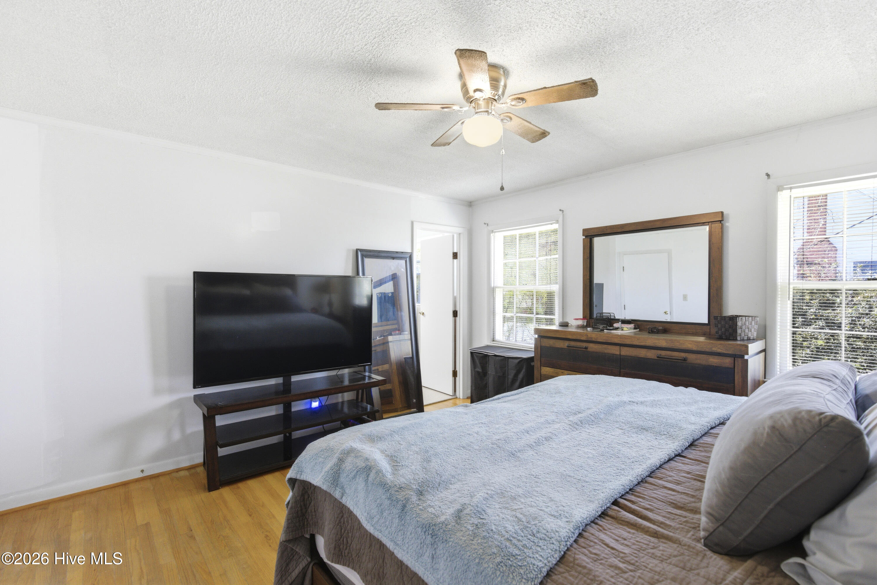 100561797 | Photo 21