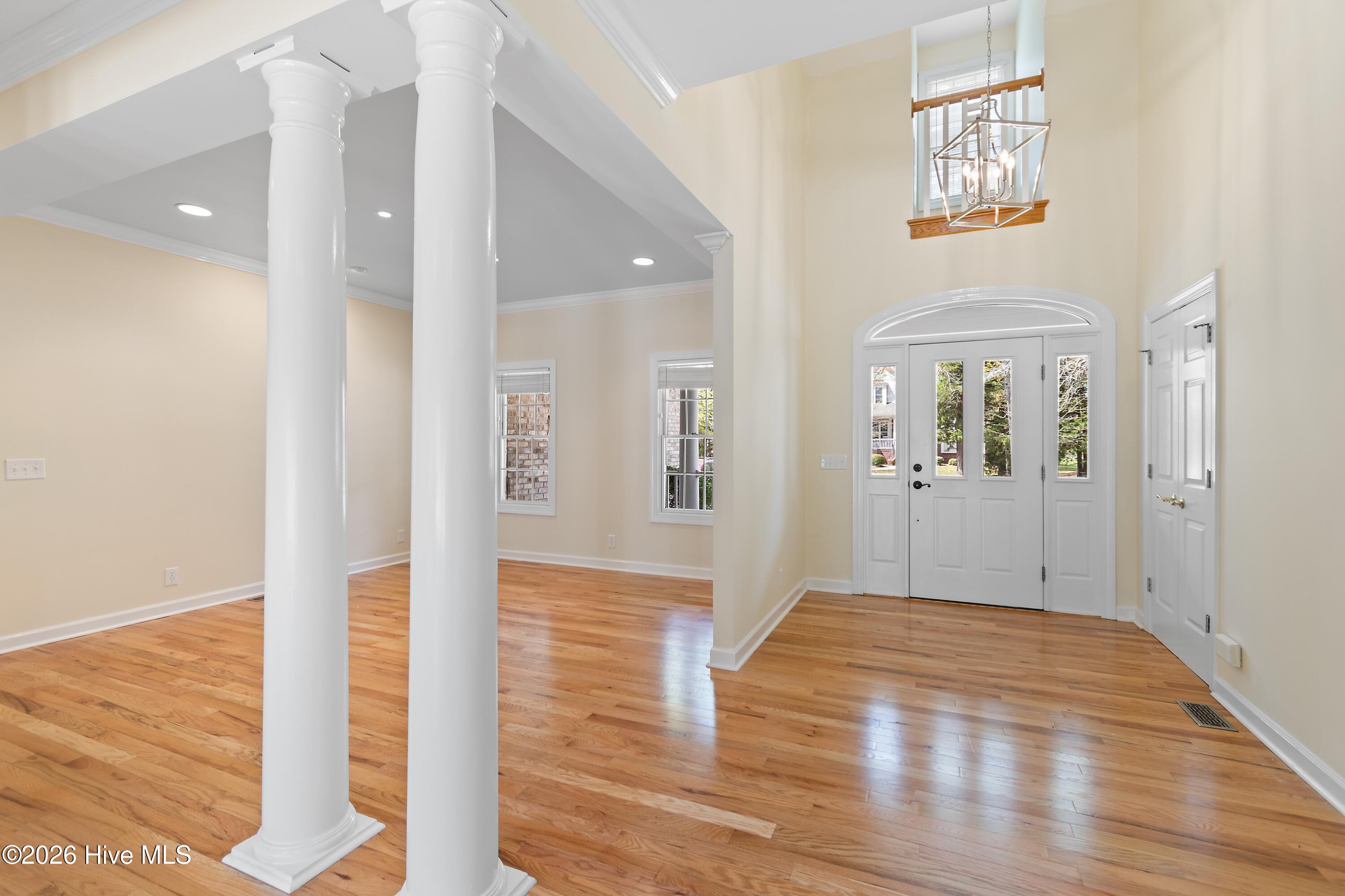 100527464 | Photo 12