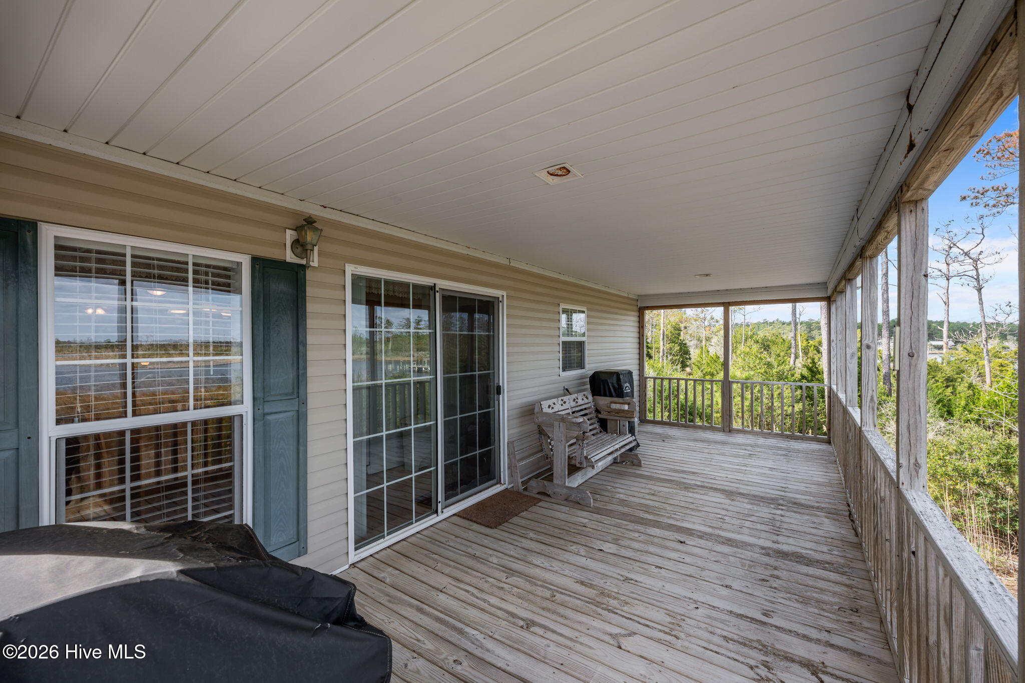 7569 Florence Road,Merritt