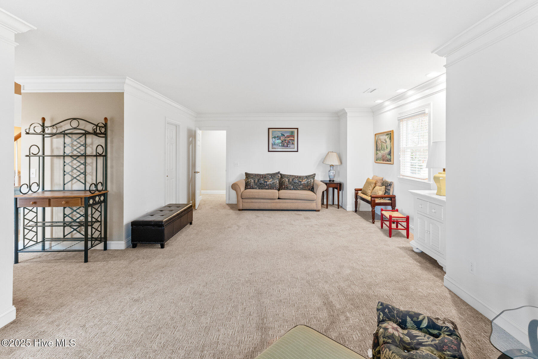 100544952 | Photo 44